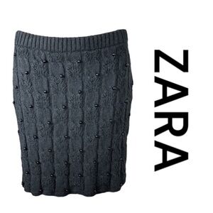 ZARA Faux Pearl Knit Mini Skirt, Very Soft, Size L.